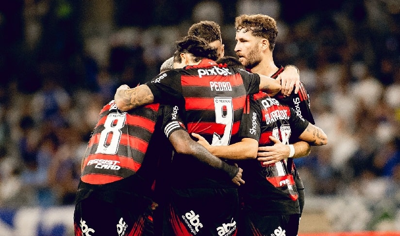 Gabigol marca em reencontro e Cruzeiro vence o Flamengo