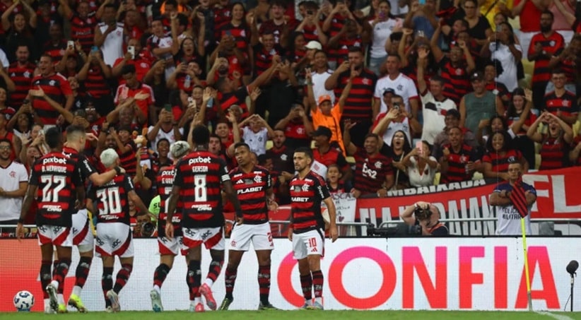 Flamengo vence LDU e só depende de si para ir às oitavas de final da Libertadores