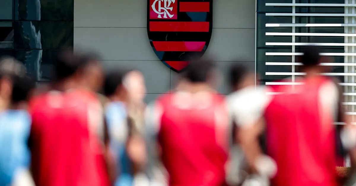 Flamengo denuncia atos de racismo contra Bruno Henrique em amistoso na Europa