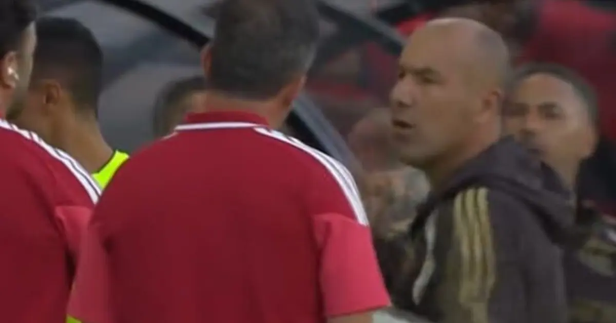 Leonardo Jardim comenta polêmica em jogo entre Flamengo e Benfica