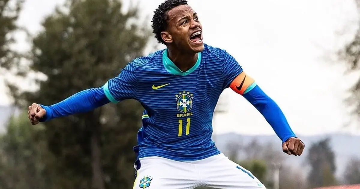Kauã Pavuna brilha na Seleção Sub-15 com assistência de calcanhar