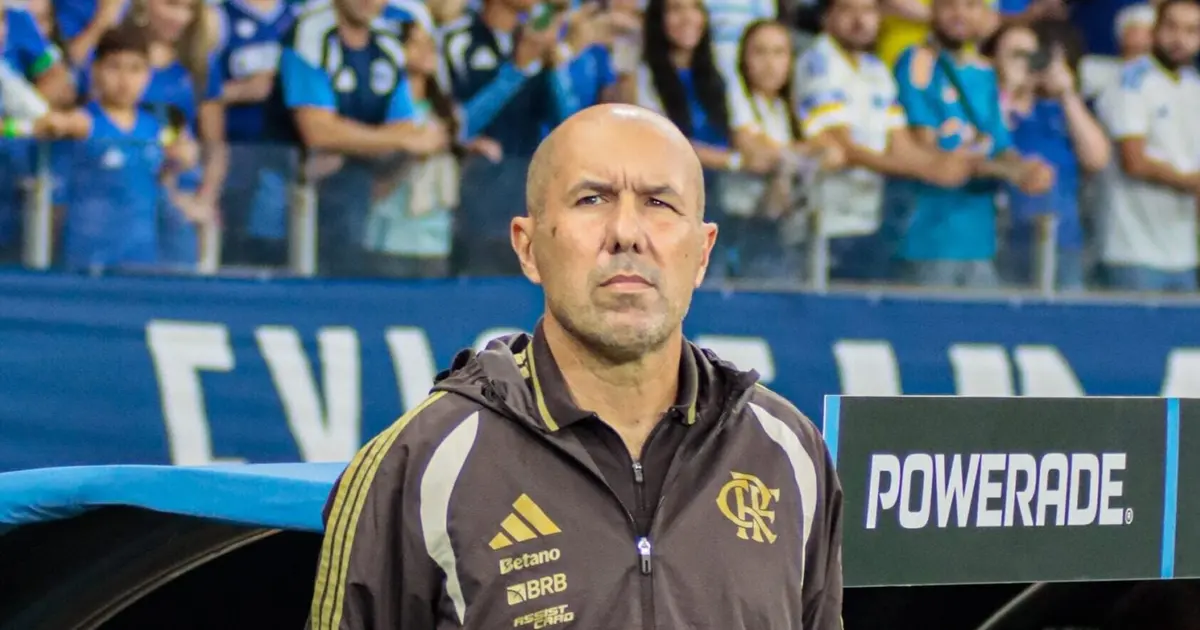 Leonardo Jardim critica Flamengo por falta de maturidade e eficiência no ataque
