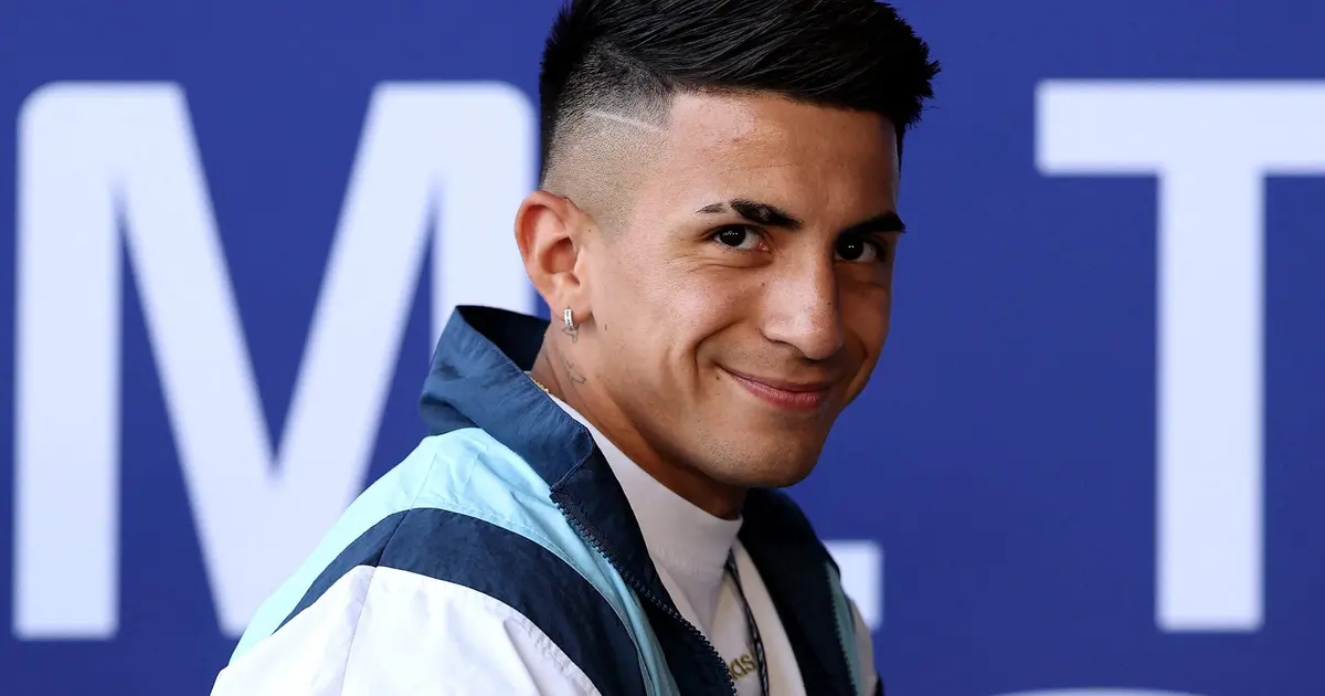 Thiago Almada ainda avalia propostas de Flamengo e River Plate para seu futuro