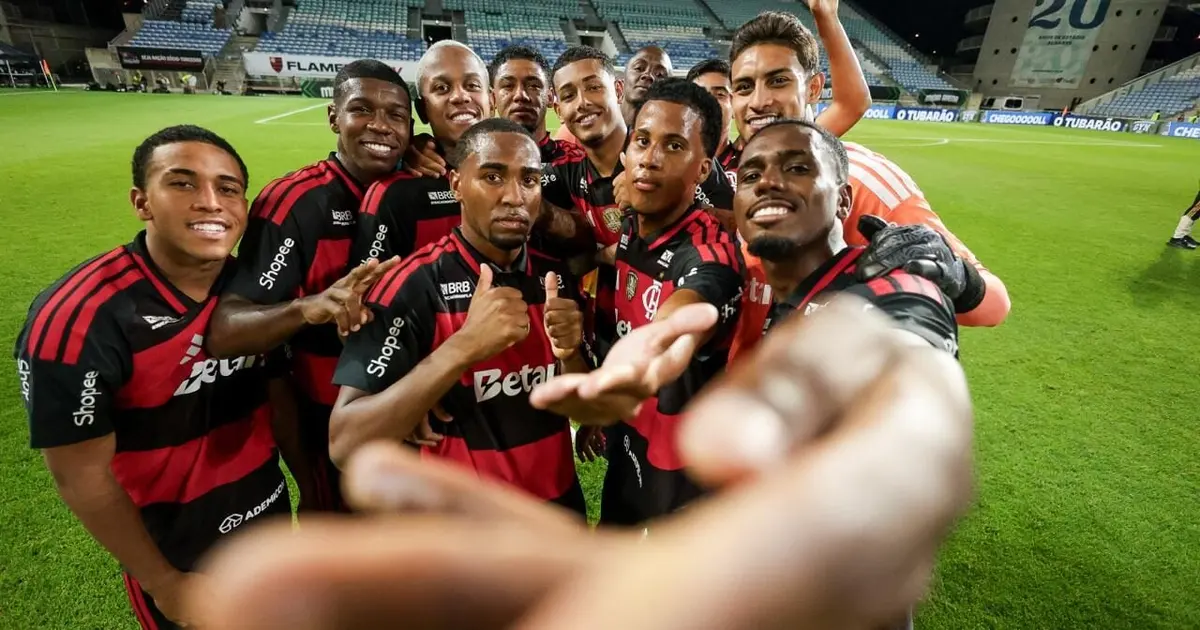 Flamengo avança em negociações para transferências de jovens jogadores para Portugal