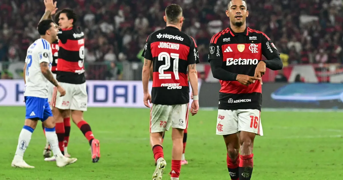 Samuel Lino celebra vitória do Flamengo e provoca Cruzeiro após jogo