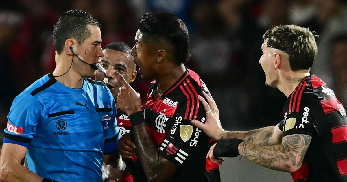 Flamengo critica arbitragem e pede mudanças urgentes no futebol brasileiro