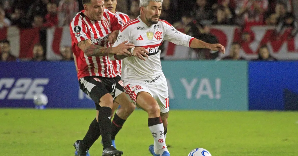 Flamengo e Estudiantes se enfrentam nas semifinais da Libertadores em outubro