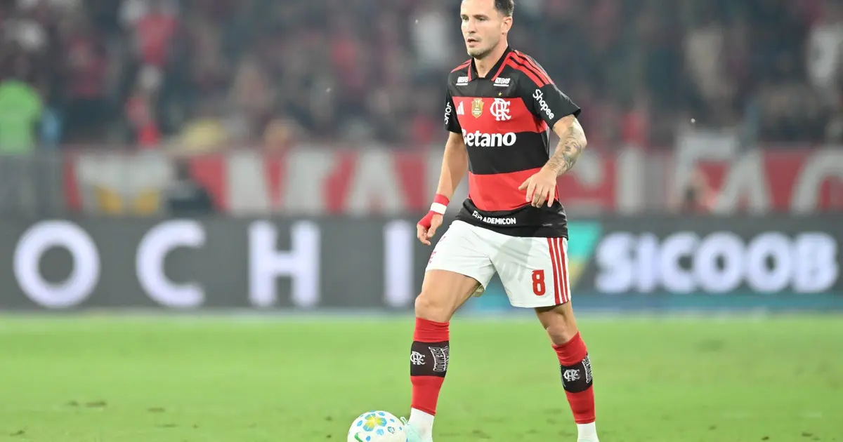 Saúl se destaca no Flamengo e se torna opção valiosa para o técnico Jardim