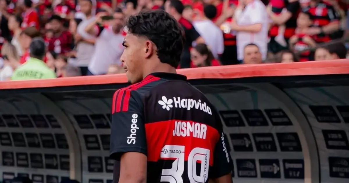 Pai de Josmar celebra estreia do filho no Flamengo e sonha com o hexacampeonato