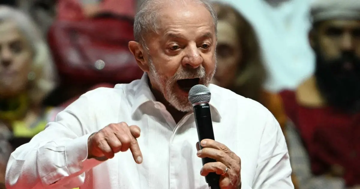 Lula alerta Flamengo e Corinthians sobre futuro das apostas no futebol