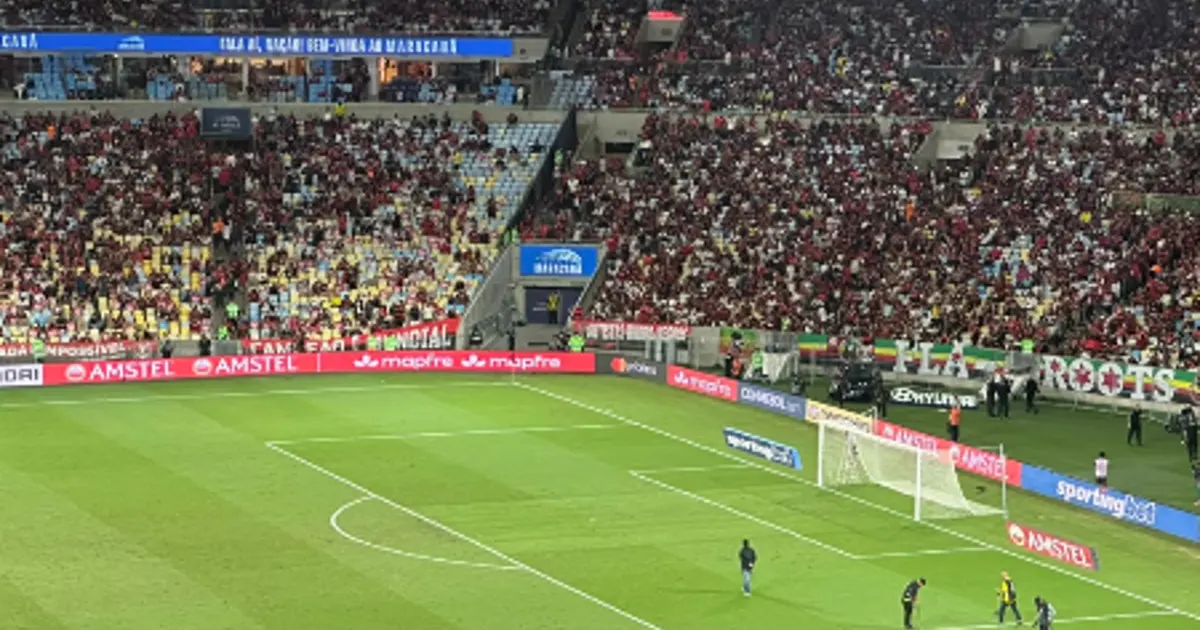 Flamengo critica gramado do Maracanã após empate na Libertadores