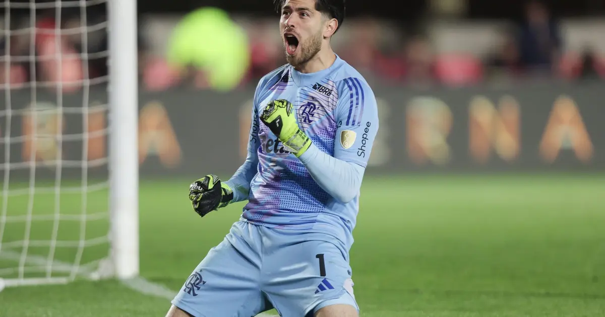 Agustín Rossi retorna a La Plata em busca de regularidade no Flamengo