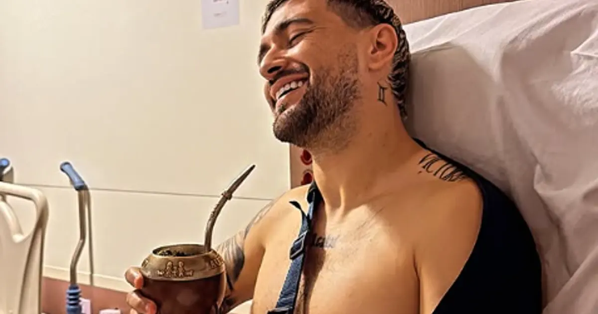 Arrascaeta é liberado após cirurgia no punho e inicia recuperação em casa