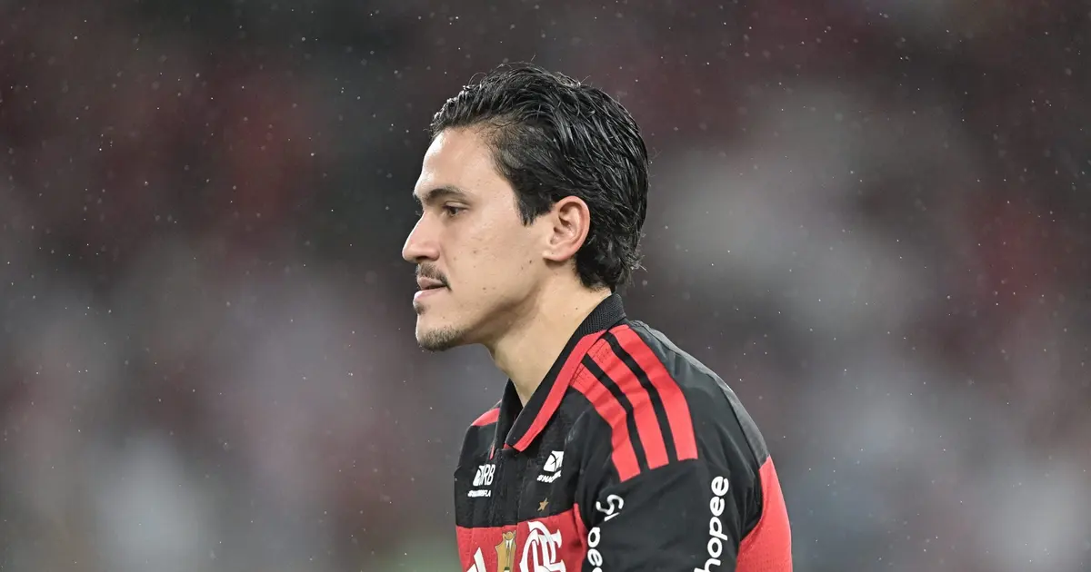 Flamengo se prepara para duelo contra o Santos com mudanças na escalação