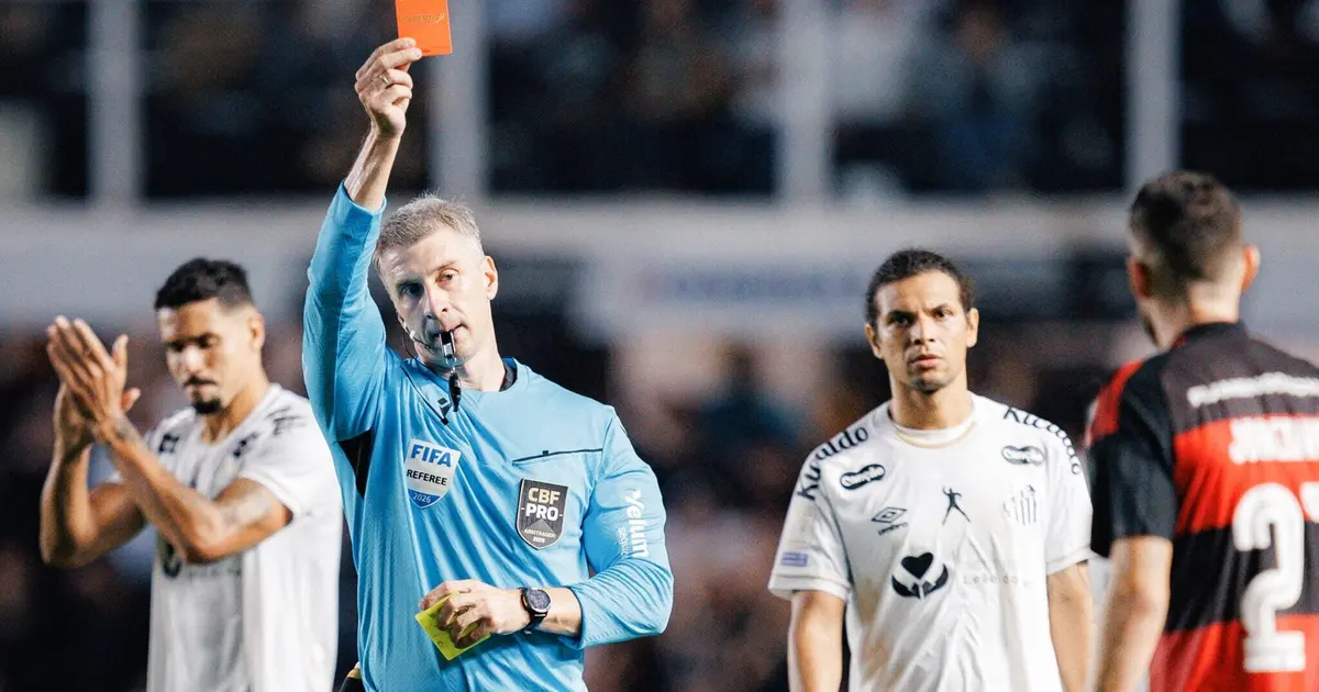 Flamengo critica severamente a arbitragem após empate com o Santos