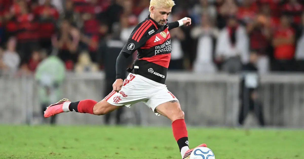 Arrascaeta reflete sobre eliminação do Flamengo na Libertadores e futuro da equipe