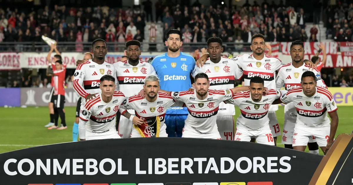 Flamengo enfrenta Estudiantes em La Plata com desfalques e pressão na Libertadores