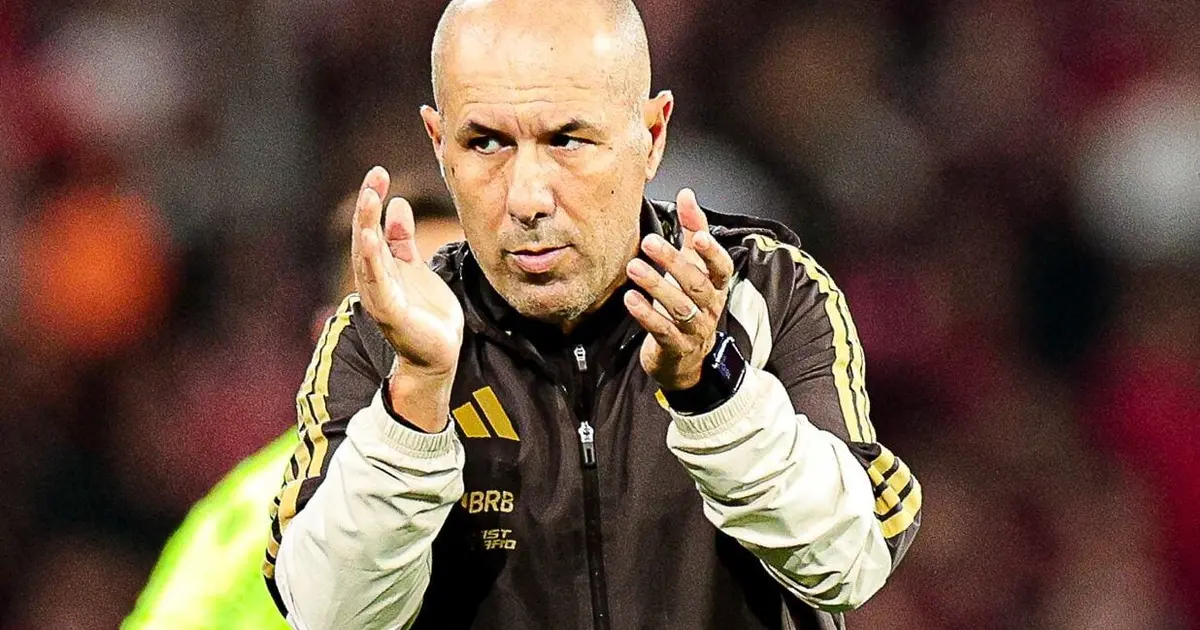 Leonardo Jardim transforma o Fla-Flu e mantém invencibilidade no clássico